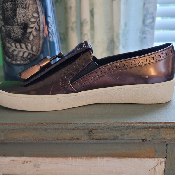 Michael Kors slip ons - Picture 5 of 16